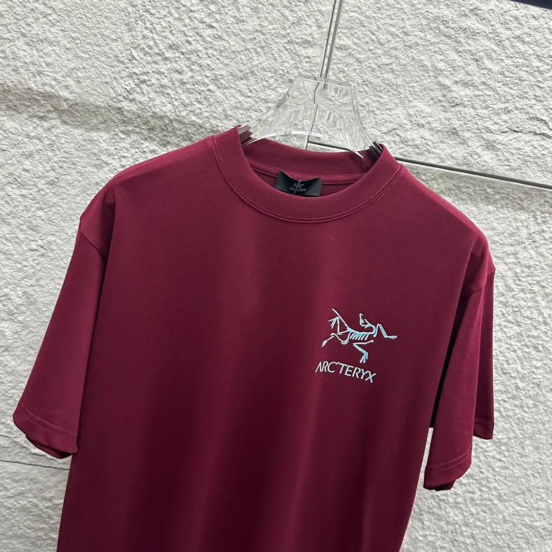 ARC'TERYX* * 2025 New Arrival Classic logo T Same Style ：Black White Size： S （90-130 ） M （120-150 ） L （140-165 ） XL （160-180 ） XXL （180 ）